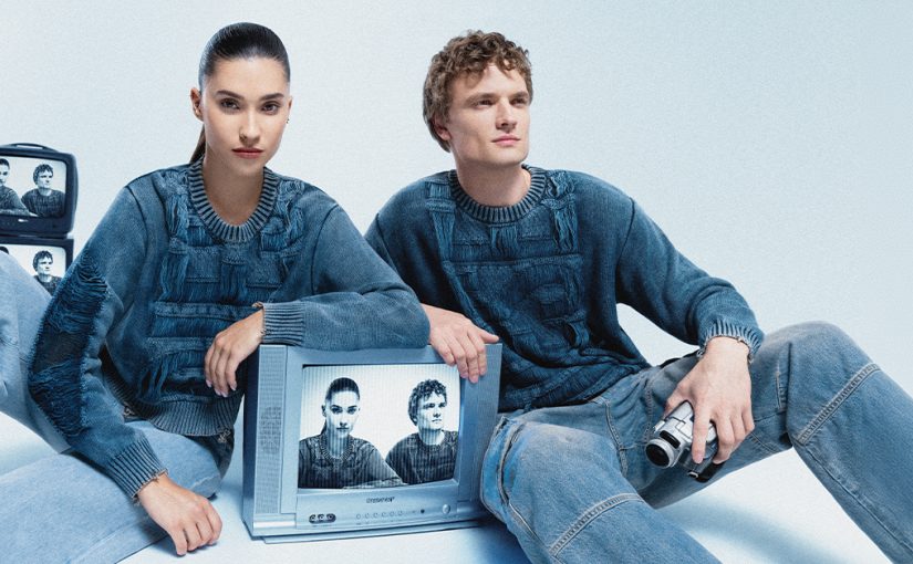 Jeansowa stylizacja – jak nosić denim? Wskazówki na jesień i nie tylko