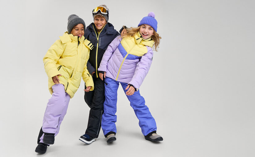 Rozmiary ubrań dziecięcych – od niemowlaka do nastolatka. Jak je dopasować?