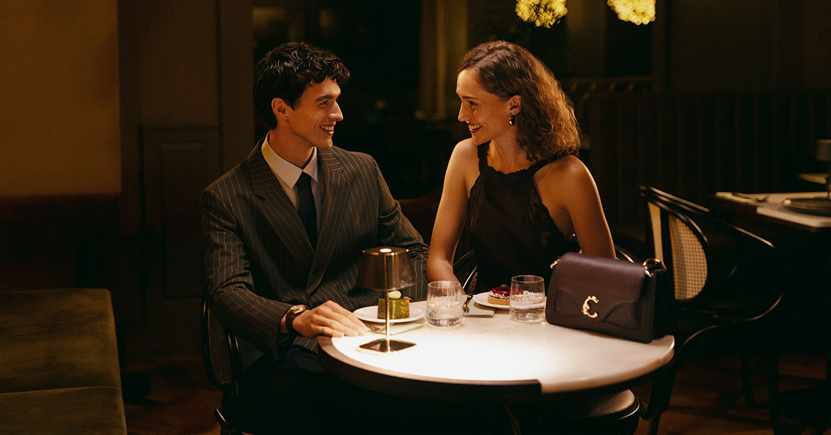 Sukienka w stylu Wielki Gatsby – elegancja lat 20. w nowoczesnym wydaniu