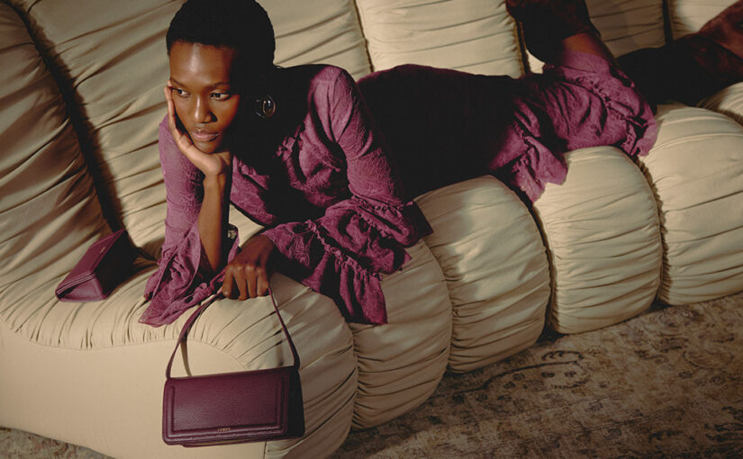 Długie kozaki – stylizacje na chłodniejsze dni z najmodniejszym obuwiem sezonu