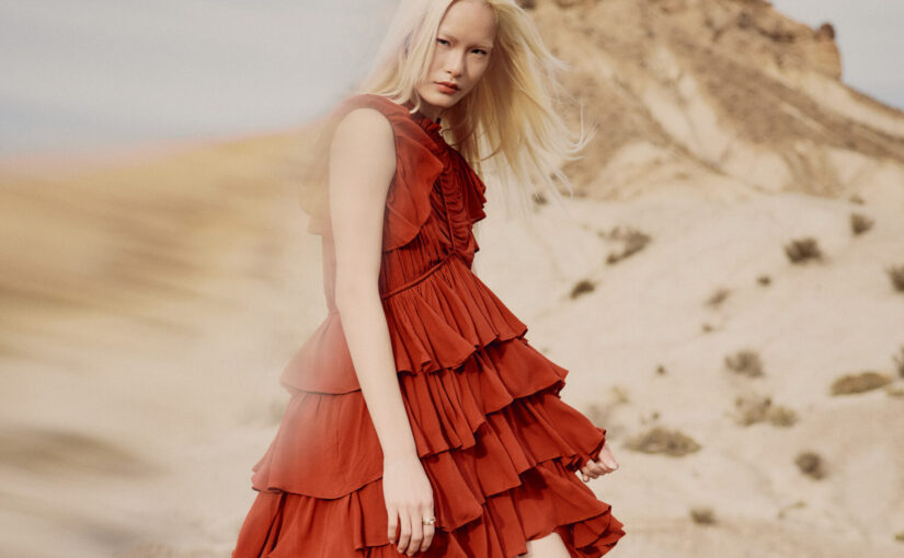 Modne sukienki 2026 – przegląd trendów